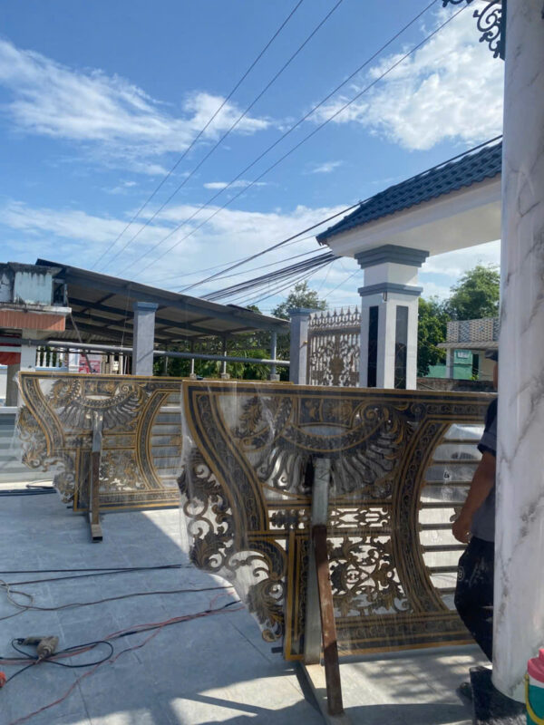 Top 10 mẫu cổng nhôm đúc đẹp nhất 