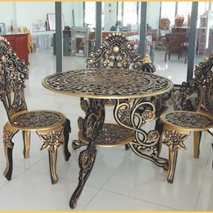 Bàn ghế nhôm đúc 05